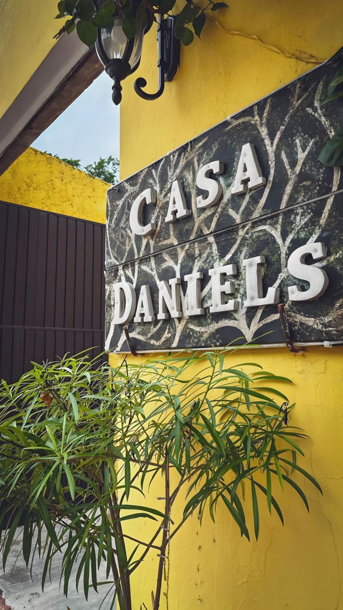 Casa Daniels Guesthouse バリャドリッド エクステリア 写真